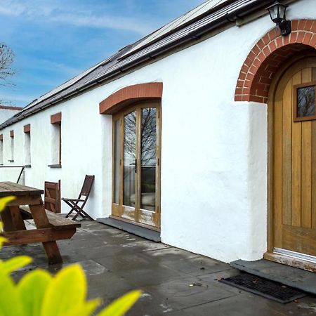 Orchard Cottage - Luxurious Barn Conversion - Beavers Hill Manorbier Bagian luar foto