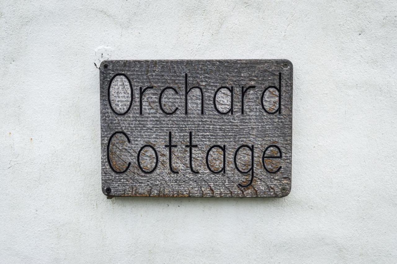 Orchard Cottage - Luxurious Barn Conversion - Beavers Hill Manorbier Bagian luar foto